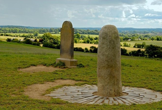 Private Tour of Newgrange and The Hill of Tara - Four Knocks offers a useful backup plan