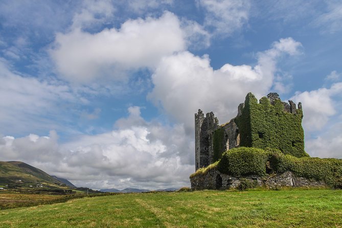 Private Tour:Ring of Kerry,Kerry Cliffs, starting in (from) Killarney - Kerry Bog Village brings the past closer
