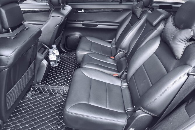 Private Transfer between DUBLIN & ADARE | Premium Vehicles - Luggage, mobility, and booking details