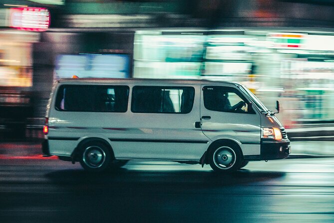 Private Transfer Coach (15 Seats) from Dublin airport to Dublin city center - Leaving Dublin Airport with a driver waiting