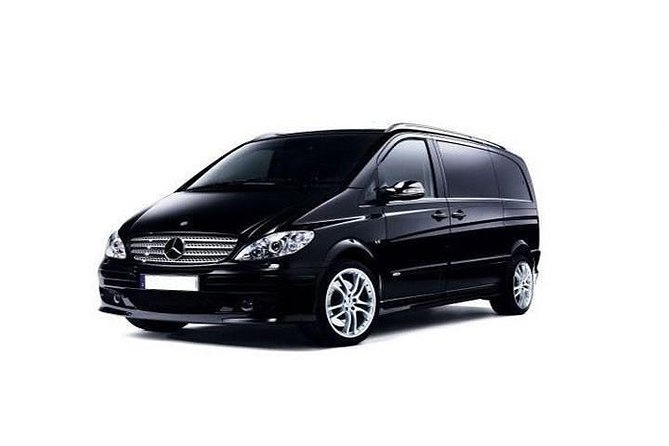Private Transfer from Dublin city Center to Dublin airport One way Minivan - Timing Your Pickup Without Cutting It Close