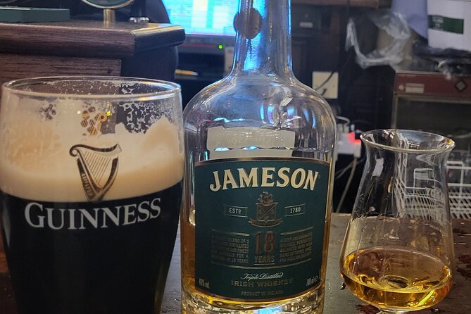 Pub Crawl Walking Tour Through the Heart of Irelands Capital - Ha’penny Bridge and your own Guinness pour
