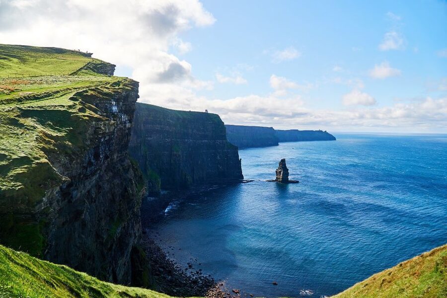 Rail Tour from Dublin: 2-Day West Coast Explorer - The Cliffs of Moher and the Burren