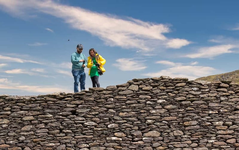Ring of Kerry & Kerry Cliffs: Private Tour from Killarney - Kerry Bog Village and the first look at local life