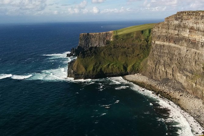 Shannon Airport to the Cliffs of Moher en route to Galway - Who should book this experience?