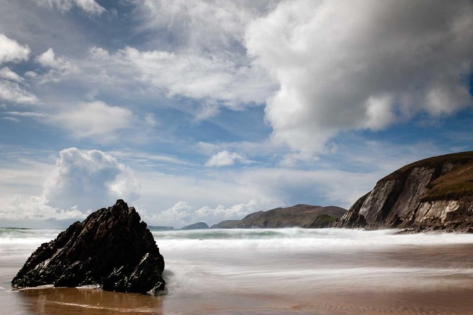 Slea Head Photo & Sightseeing Tour - Coumeenoole Beach, where the coast comes down to the water