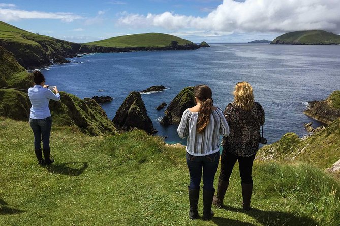 Slea Head Photo & Sightseeing Tour - Clogher Head and Clogher Strand in changing weather