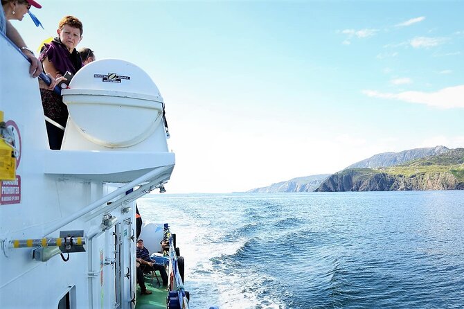 Slieve League cliffs cruise. Donegal. Guided. 1 ¾ hours. - Fintra Beach and Muckross Head