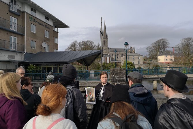 Sligo Dark Tales Private Tour - Rain cover and the reality of an Irish evening