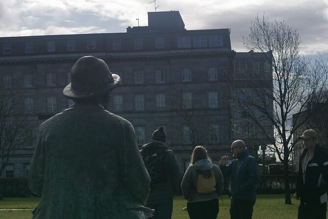Small-Group Walking Tour of Galway - Down Quay Street to the Spanish Arch