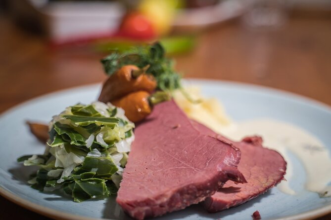 Taste traditional Irish food in the heart of Dublin - The opening sip: Irish whiskey and a sense of place