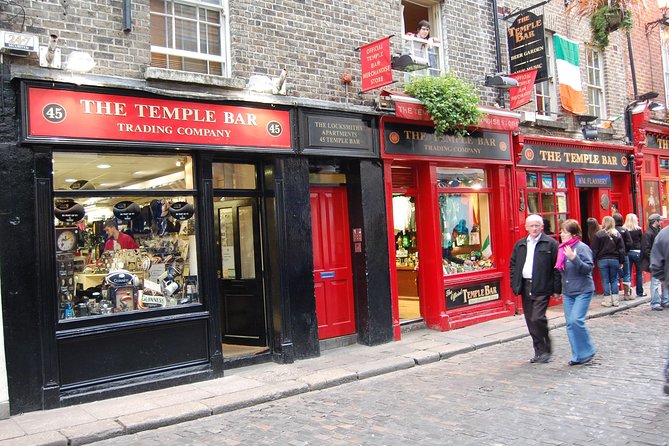 The Best of Dublin - Highlights and Hidden Corners - Temple Bar, cobbled lanes, and city character