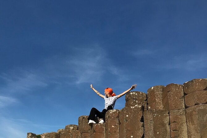 The Giant's Causeway, Dunluce Castel and Belfast - Spanish guide - What the $115.12 price really covers