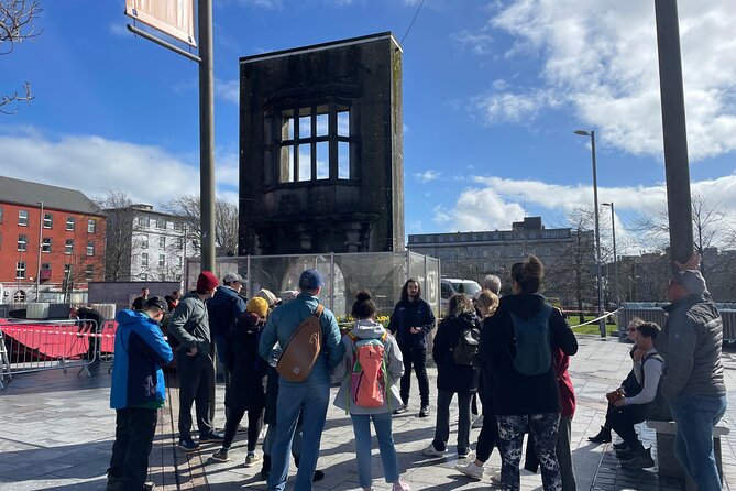 The Welcome to Galway Walking Tour - Eyre Square: Galway’s front door