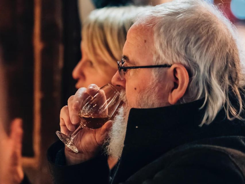The Whiskey Trail - The walking sections between tastings