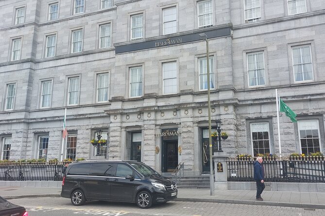 Tullamore Distillery, Athlone and Clonmacnoise from Galway - What the private chauffeur adds