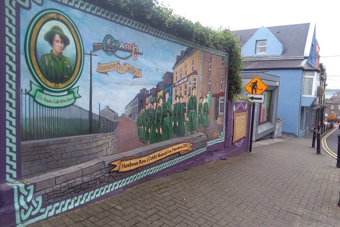 Visit 16 Sites Key Historical Sites And Experience Cobh Rebel Tours - The guide’s storytelling is the main attraction