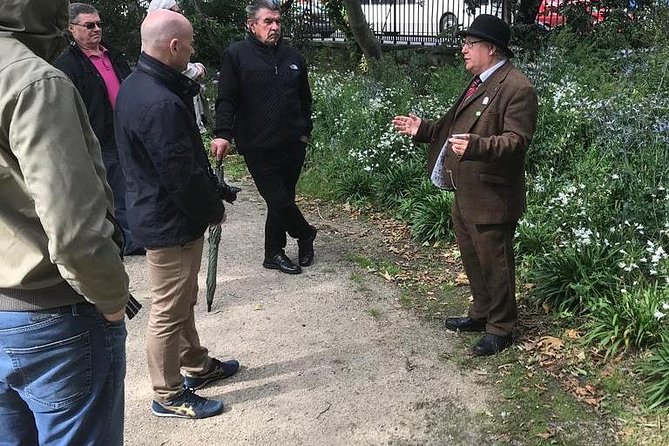 Walking tour in Merrion Square Park - Dublin Rogues Tour - Stories of rogues, heroes, and public figures